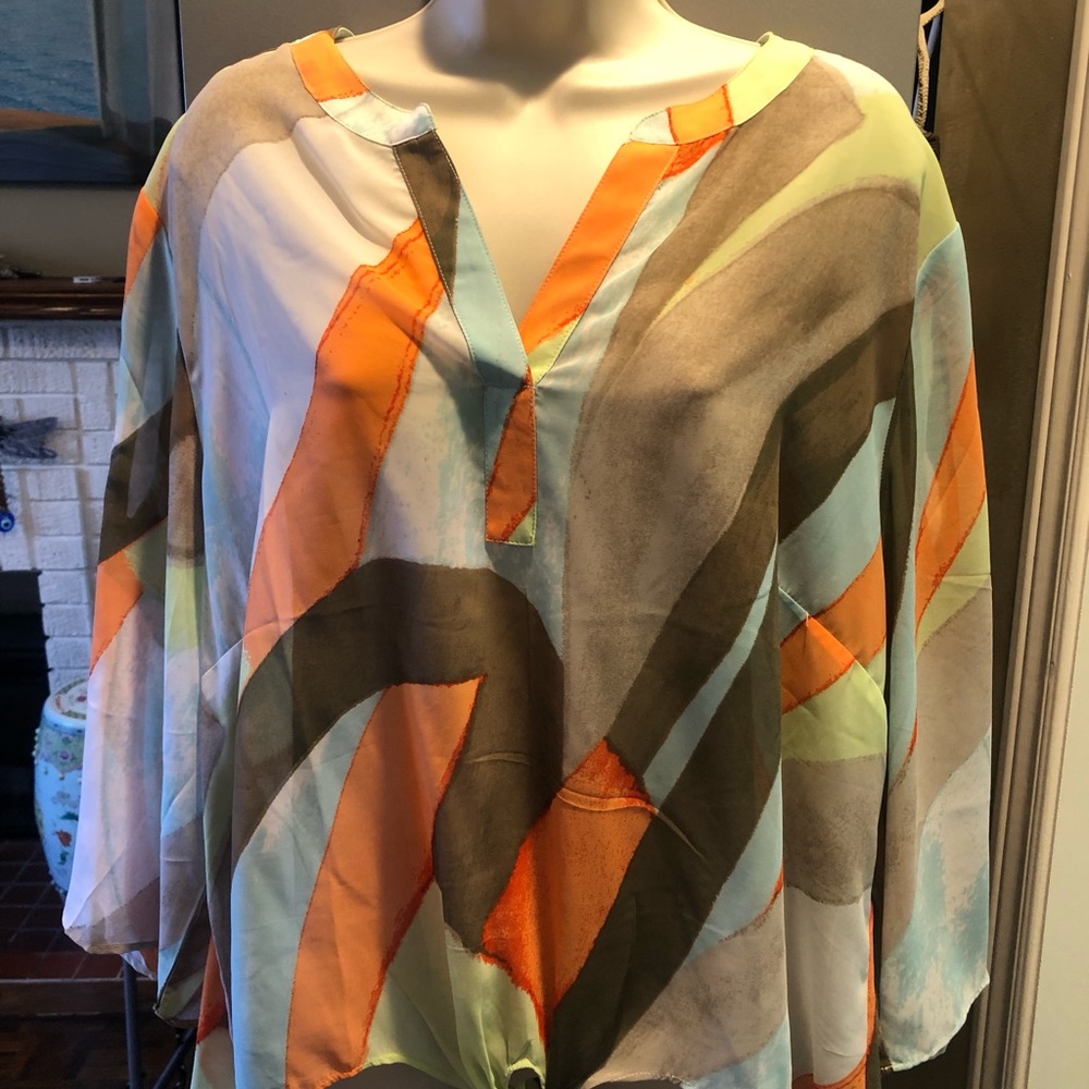 Chicos Popover Blouse with front tie Size 3